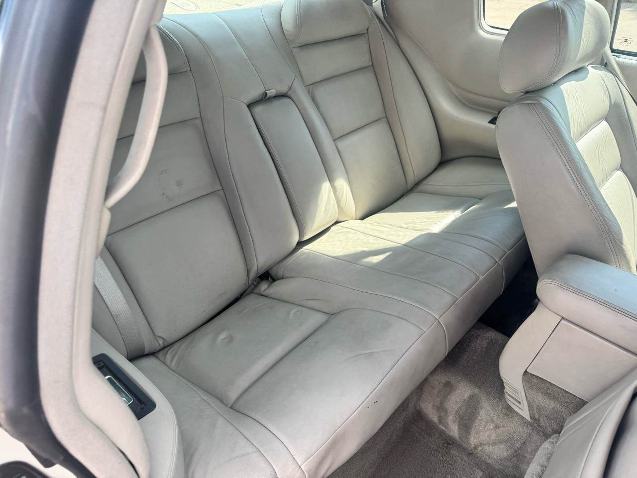 Used 2001 Cadillac Eldorado ESC w/ Comfort/Convenience Pkg FWD image 10