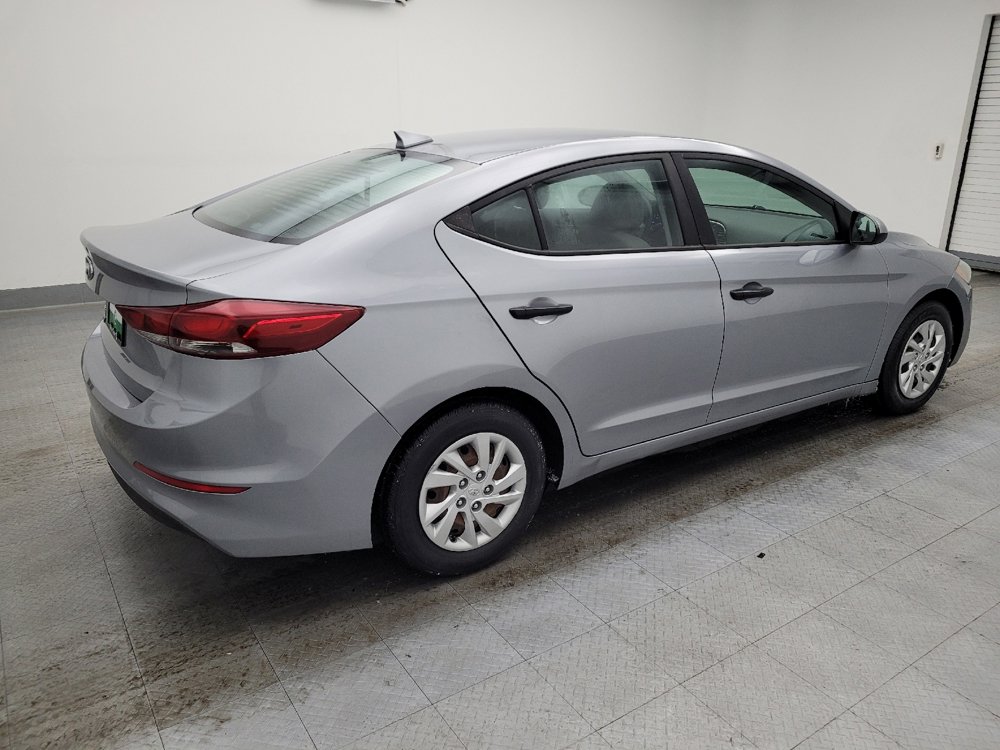 Used 2017 Hyundai Elantra SE image 10