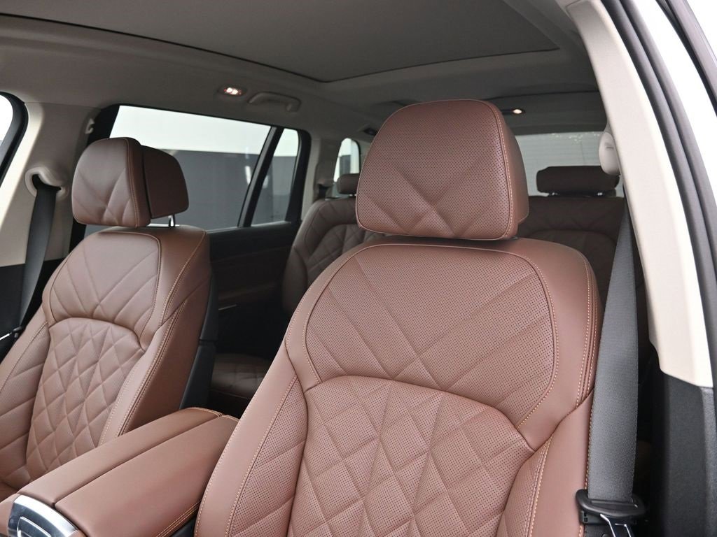 New 2026 BMW X7 xDrive40i image 13