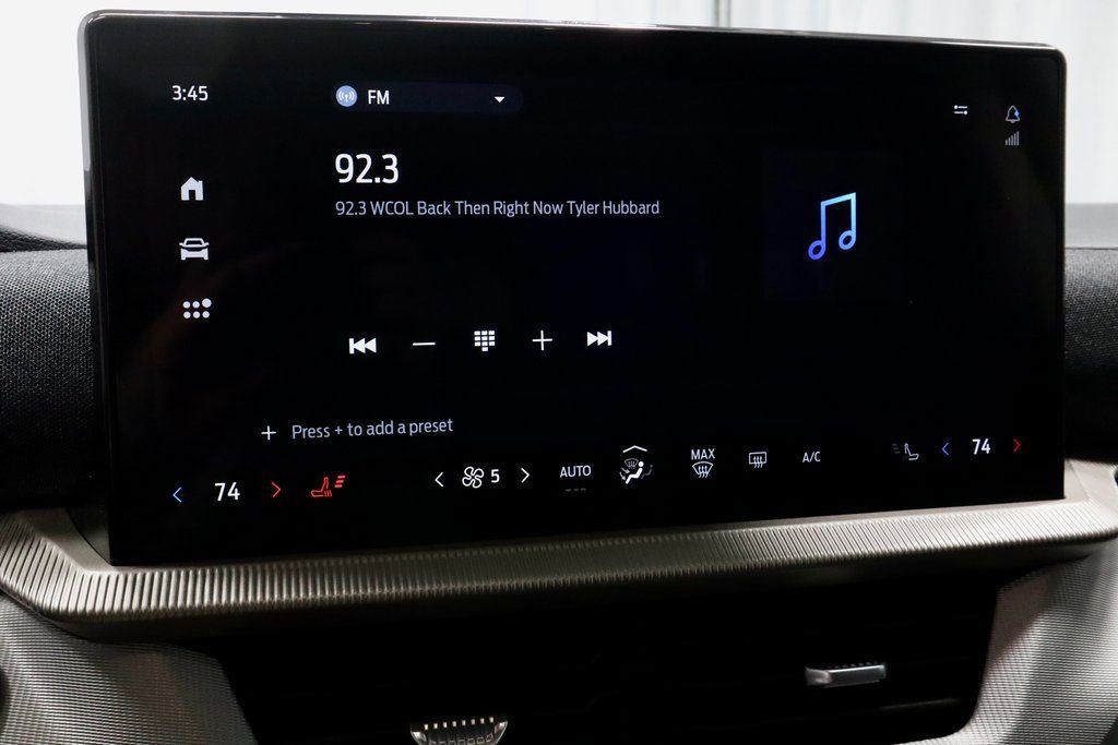 Certified 2025 Ford Explorer Active image 3