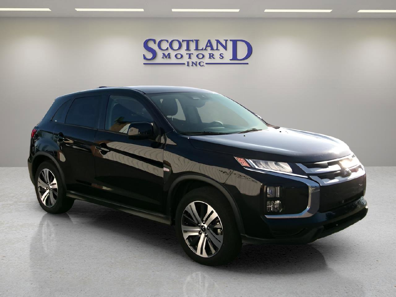 Used 2025 Mitsubishi Outlander Sport ES AWD/4WD image 4
