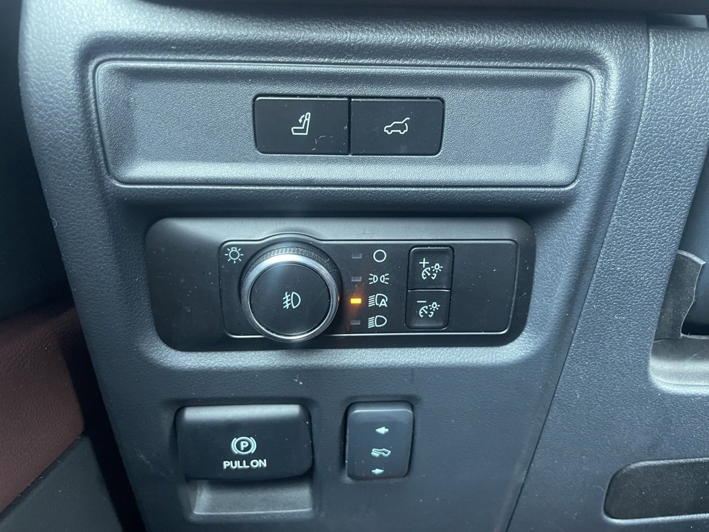 Used 2023 Ford Expedition Limited image 51