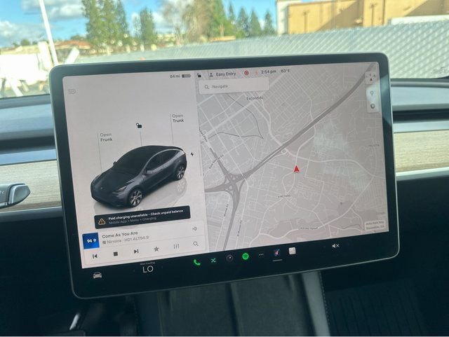 Used 2023 Tesla Model Y Long Range image 8