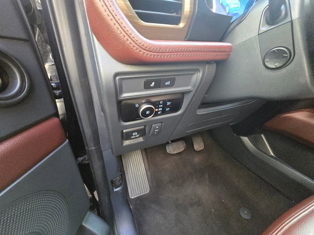 Used 2023 Ford Expedition Max Limited image 12