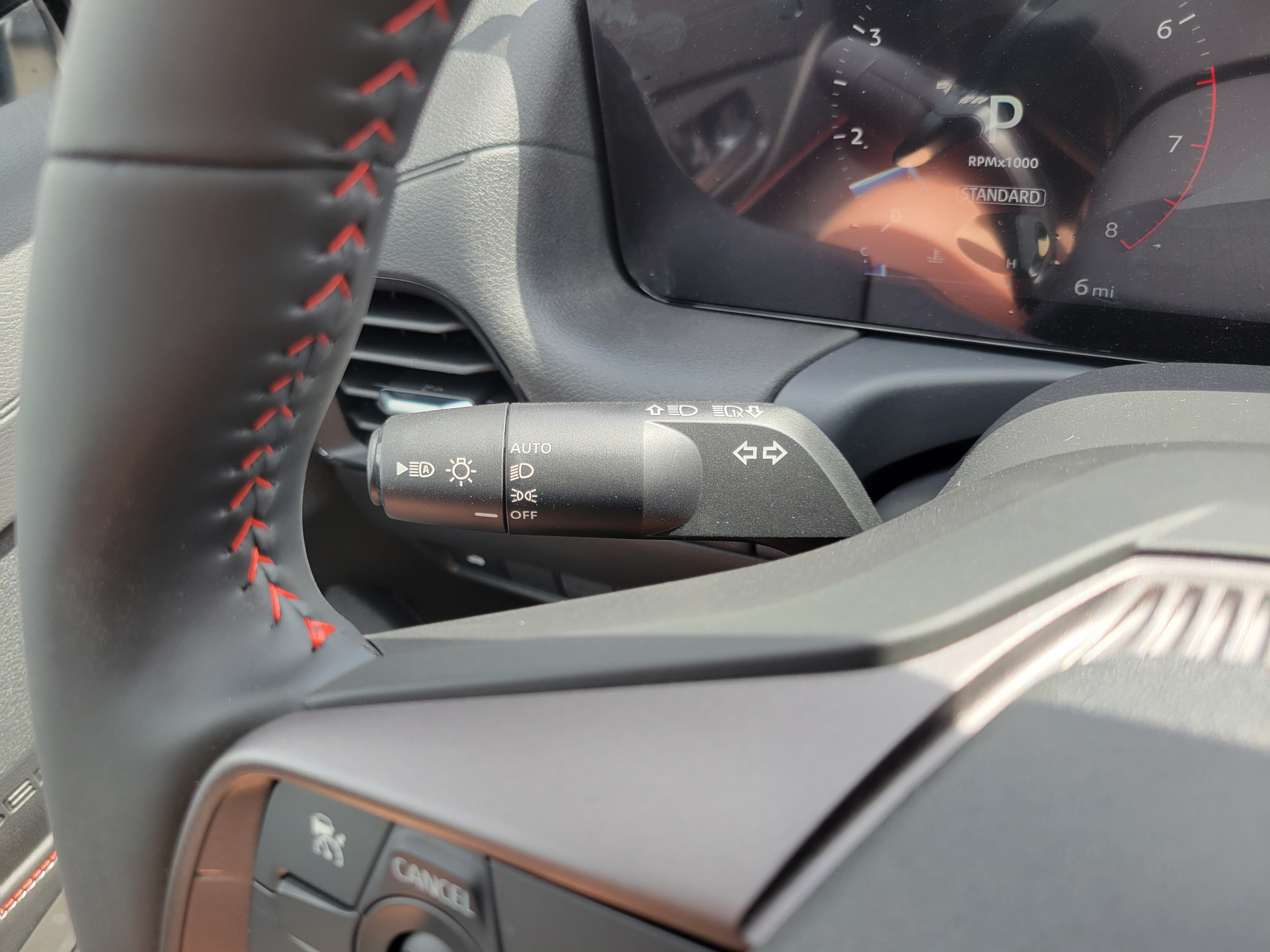 New 2027 Nissan Sentra SR w/ Floor Mat Package FWD image 24