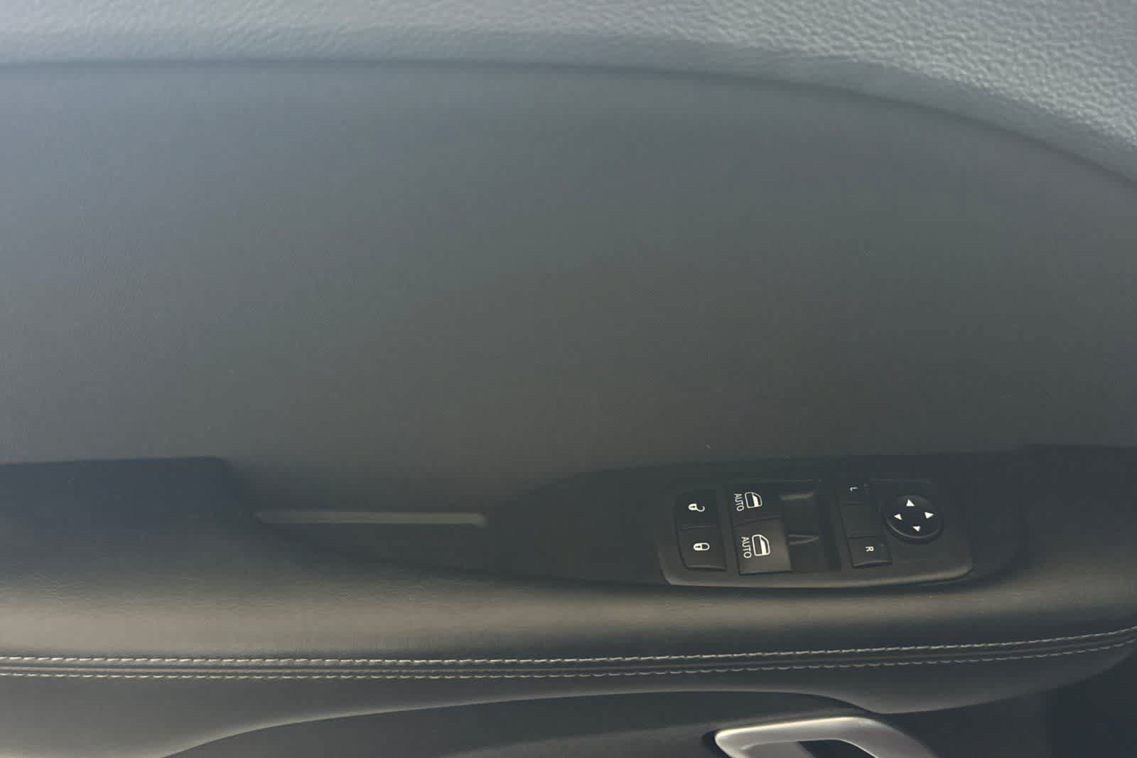 Used 2020 Dodge Challenger GT RWD image 13