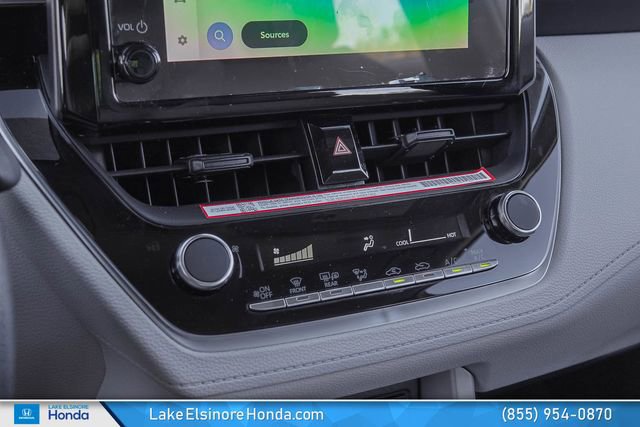 Used 2025 Toyota Corolla Cross L image 23