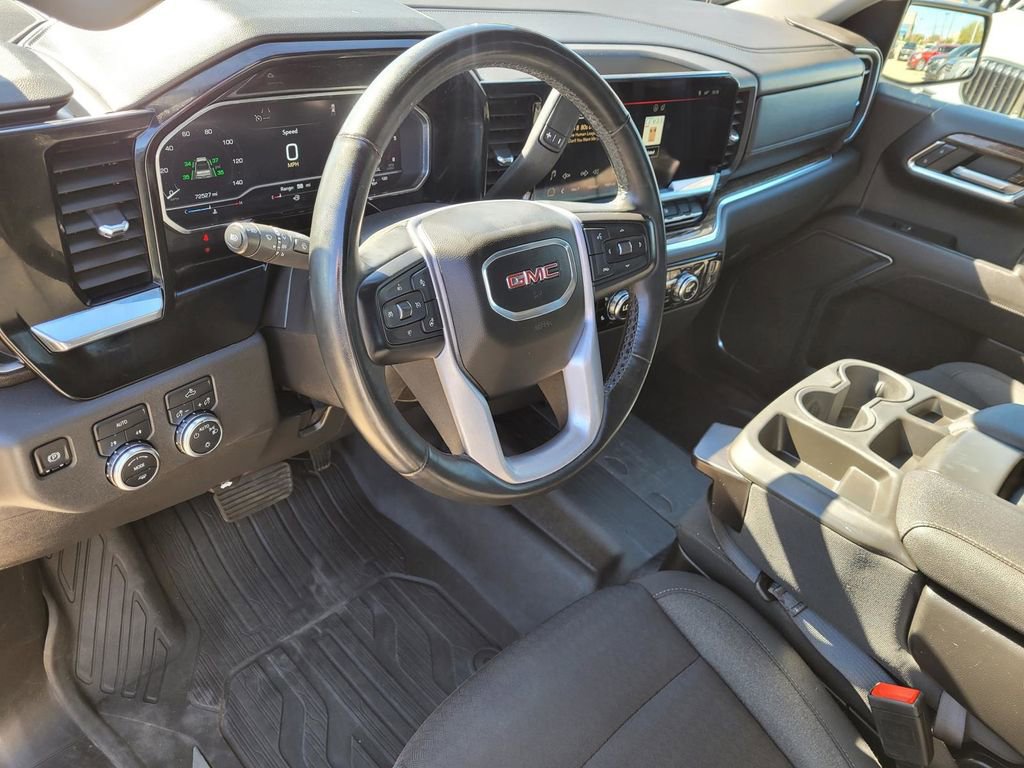 Used 2023 GMC Sierra 1500 SLE image 21