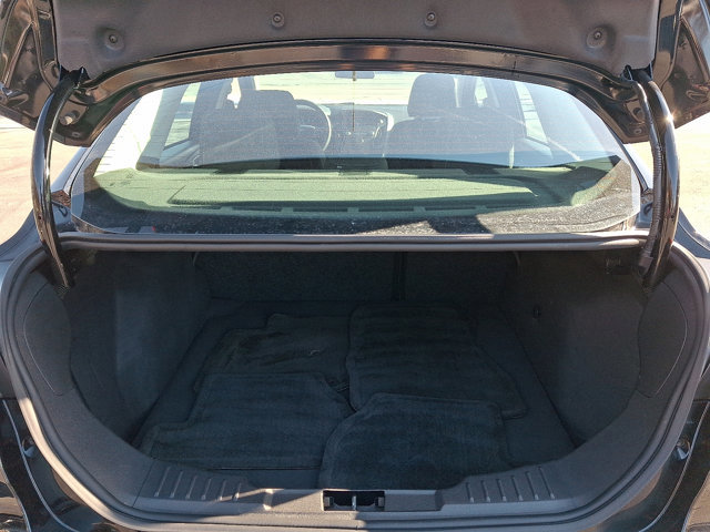 Used 2018 Ford Focus SE w/ SE Appearance Package image 27