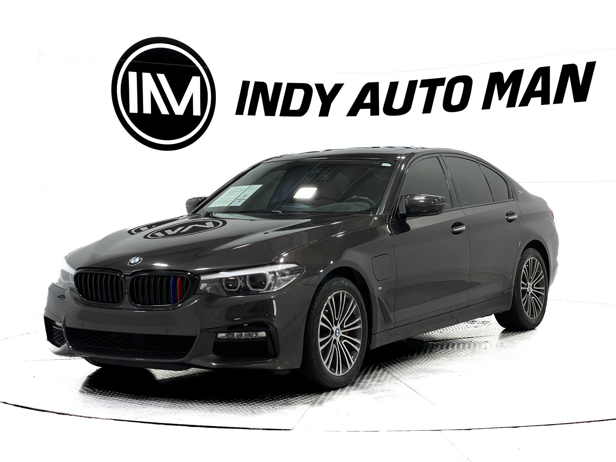 Used 2018 BMW 530e image 8