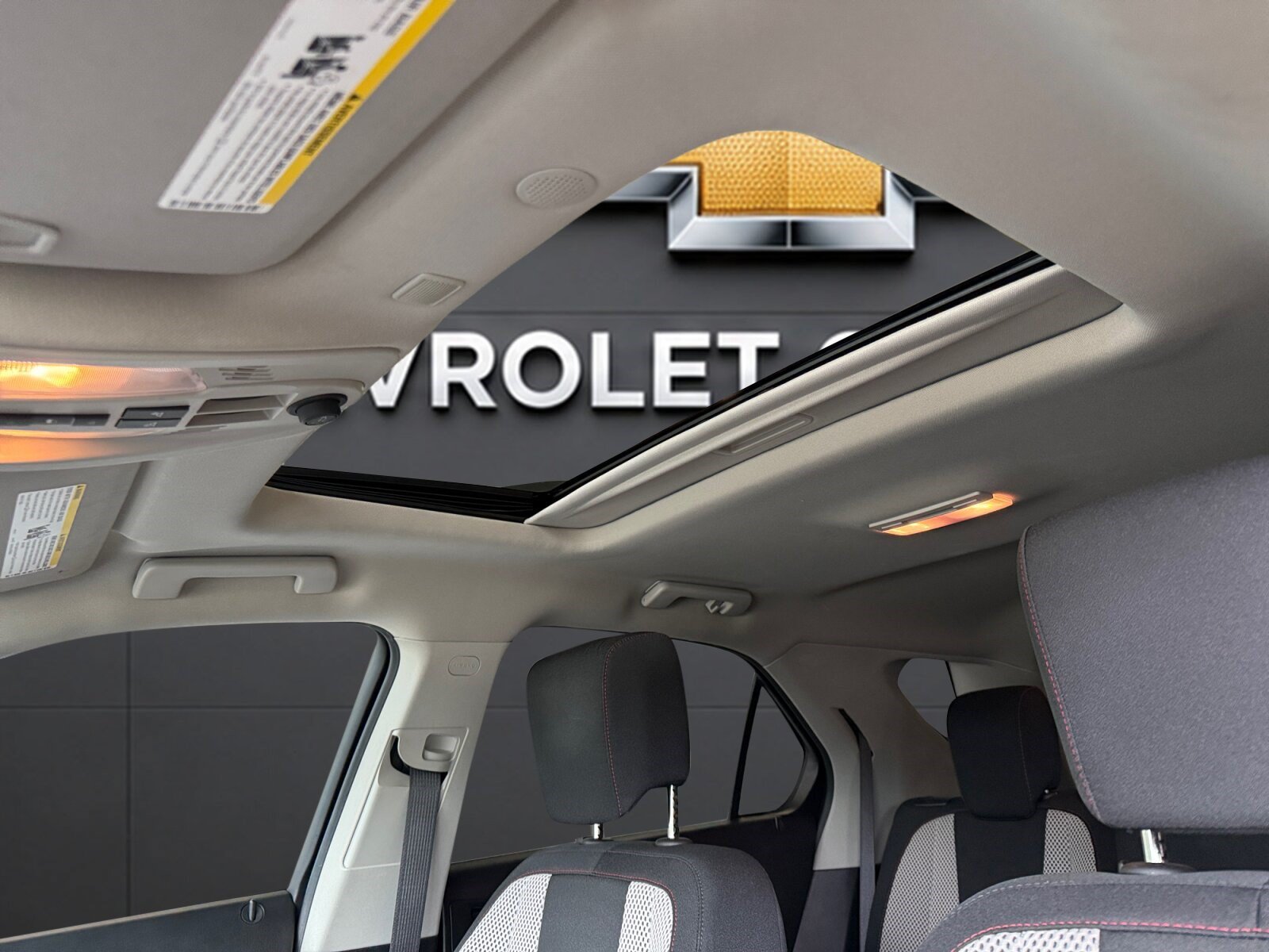 Used 2017 Chevrolet Equinox LT w/ Convenience Package FWD image 22