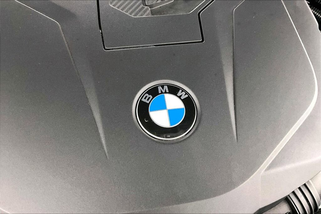 Used 2020 BMW Z4 M40i w/ Executive Package RWD image 29