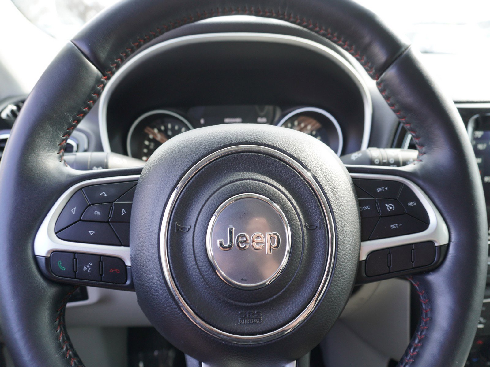 Used 2017 Jeep Compass Limited image 25