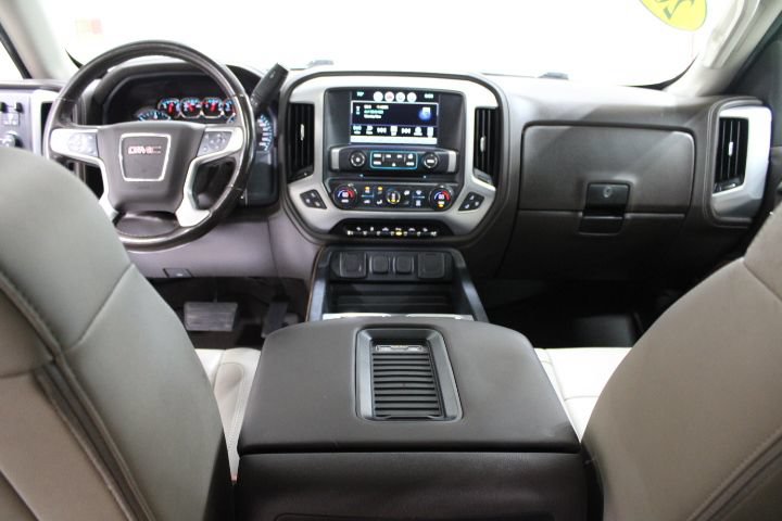 Used 2018 GMC Sierra 1500 SLT AWD/4WD image 32