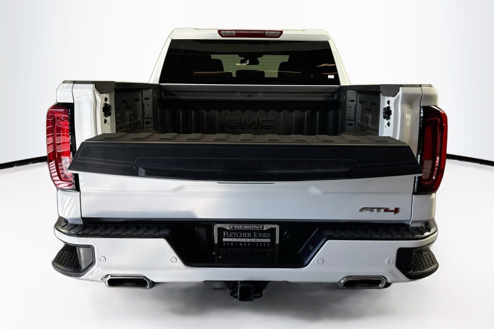 Used 2025 GMC Sierra 1500 AT4 image 24