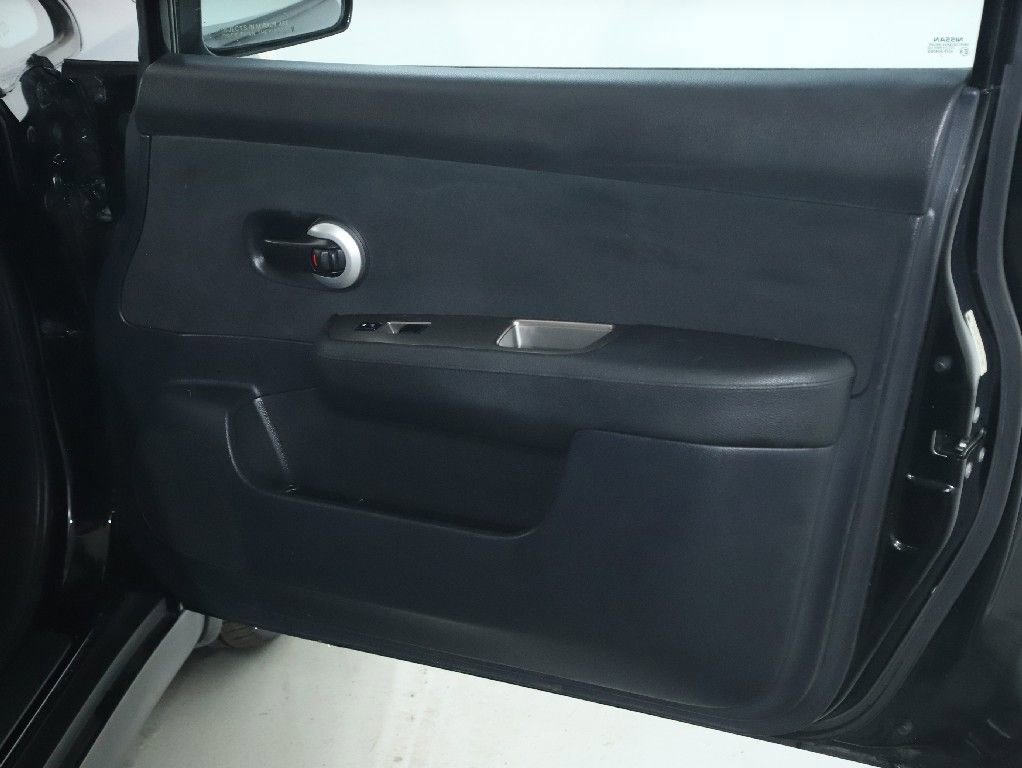 Used 2012 Nissan Versa 1.8 S w/ Plus Pkg image 28