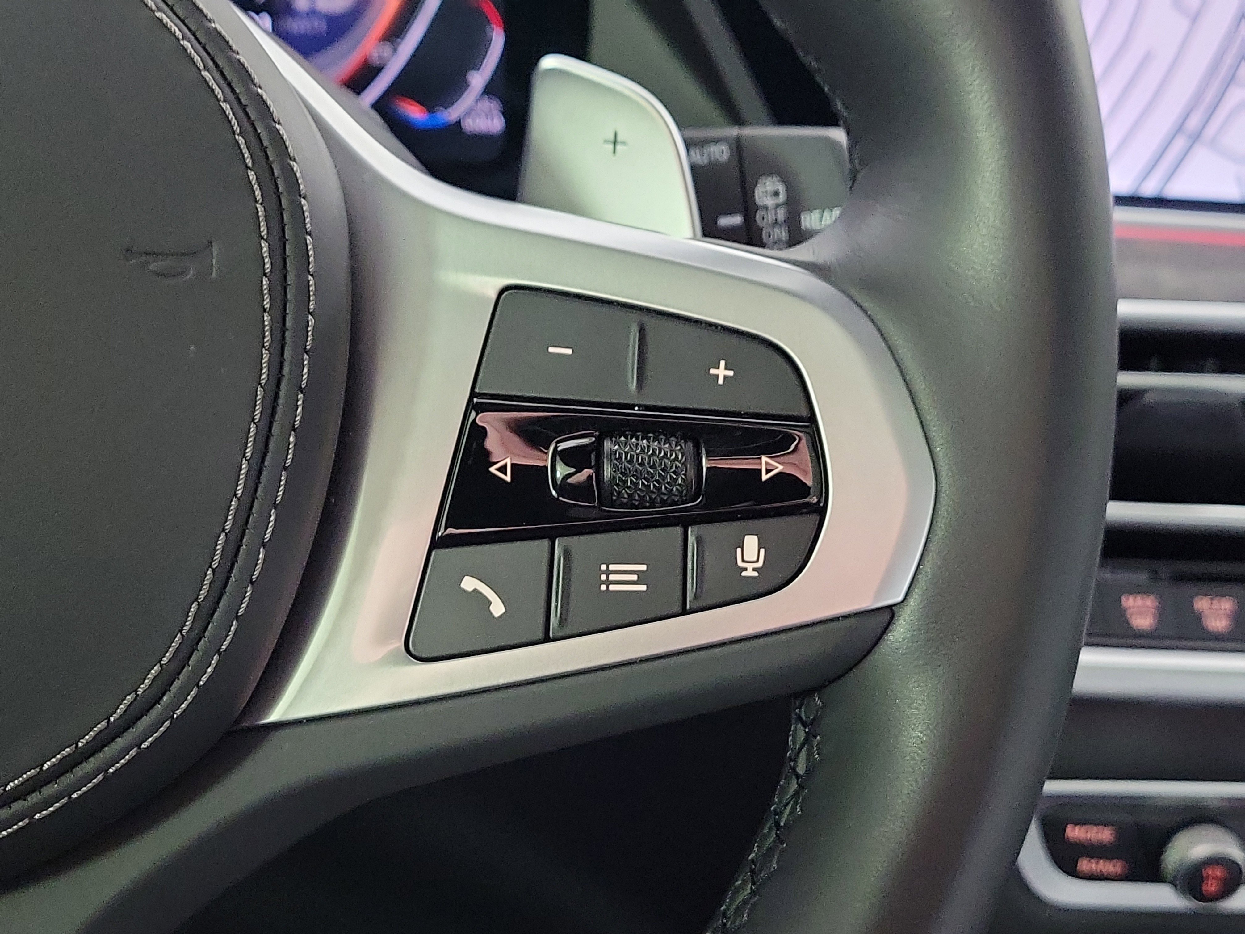 Certified 2023 BMW X5 xDrive40i w/ M Sport Package image 14