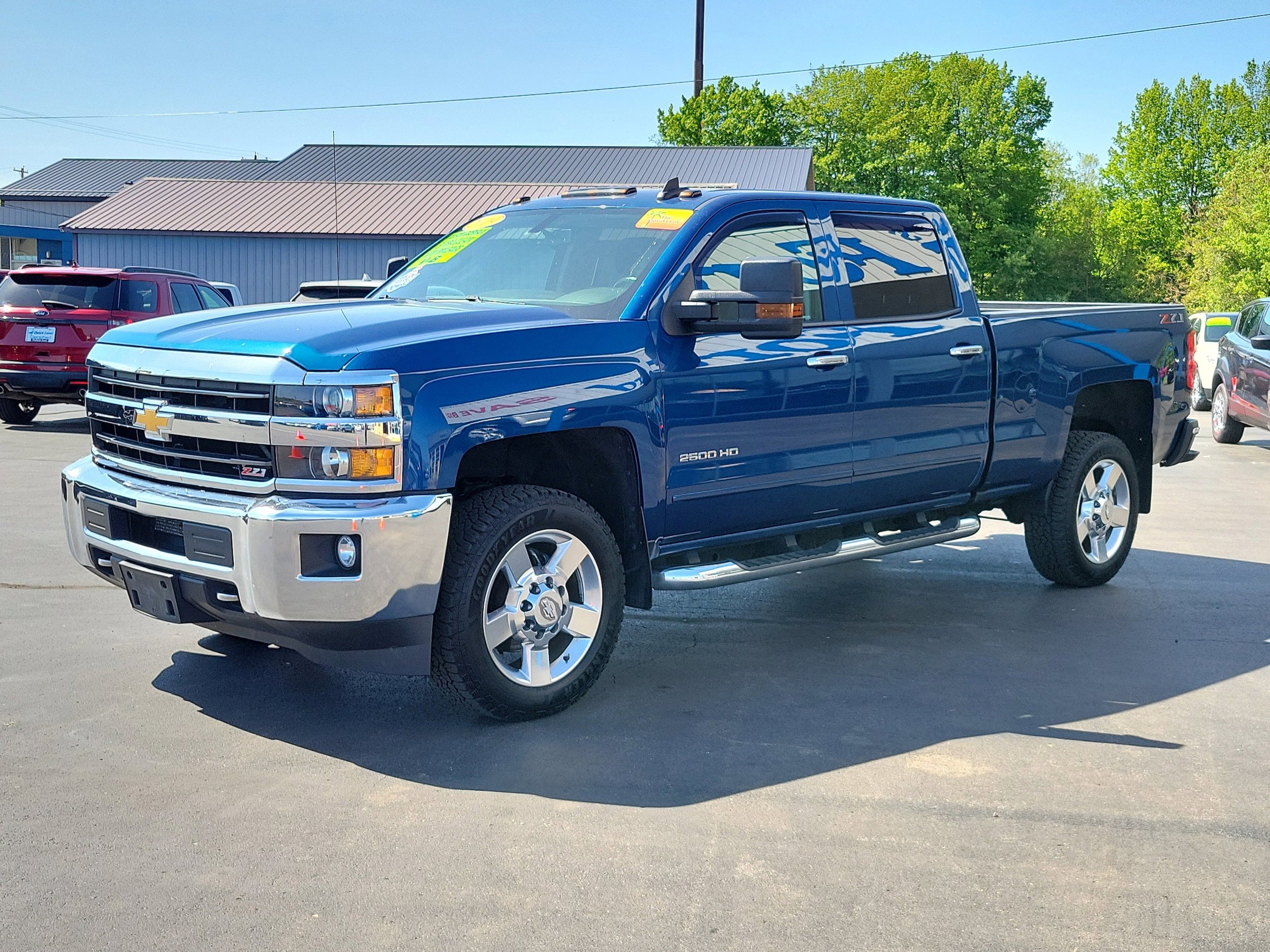 Used 2019 Chevrolet Silverado 2500 LT w/ All Star Edition AWD/4WD image 3