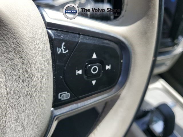 Certified 2023 Volvo XC60 T8 Plus w/ Protection Package Premier AWD/4WD image 18