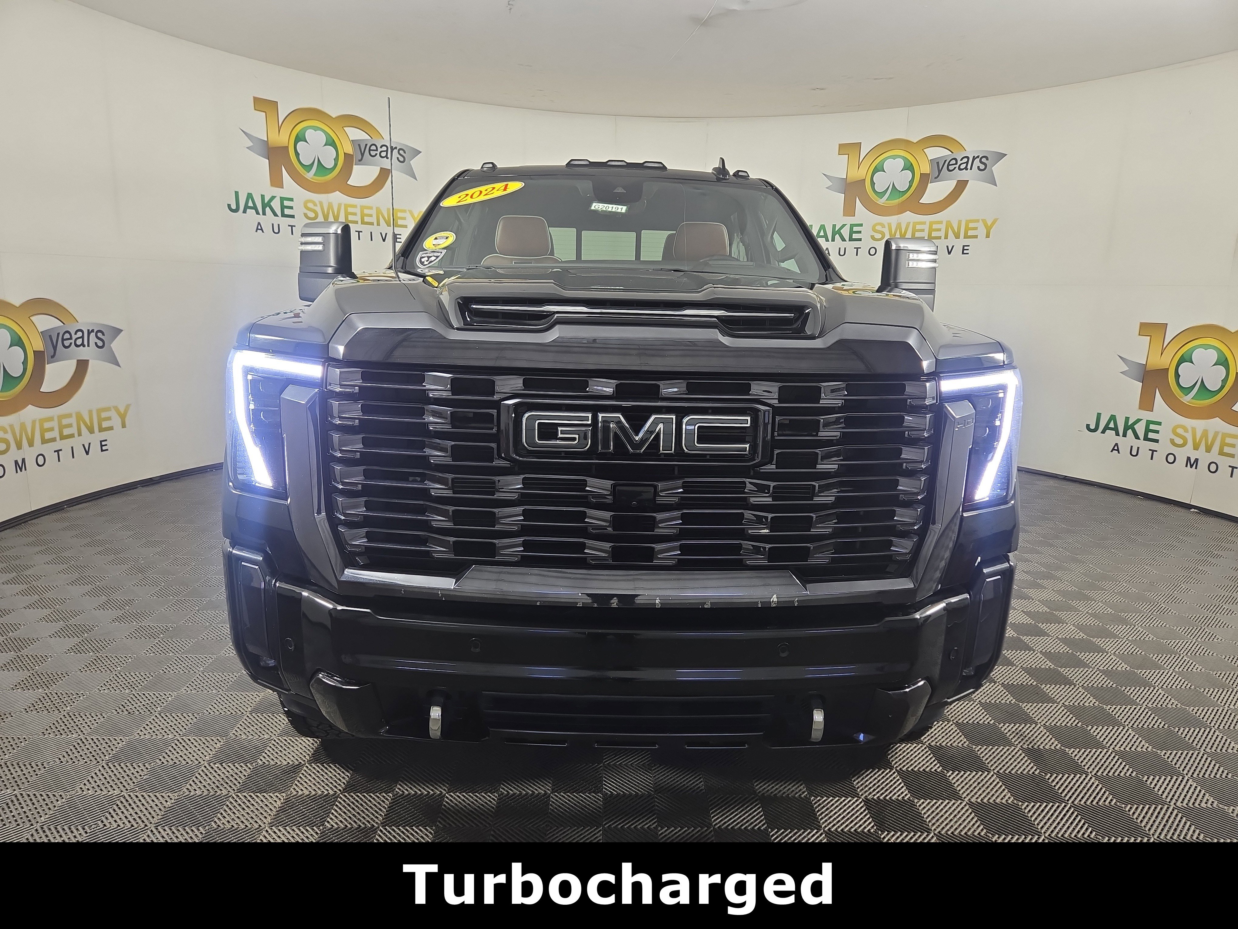 Certified 2024 GMC Sierra 2500 Denali Ultimate AWD/4WD image 2