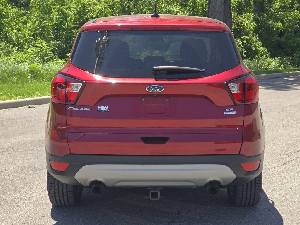 Used 2019 Ford Escape SE FWD image 15