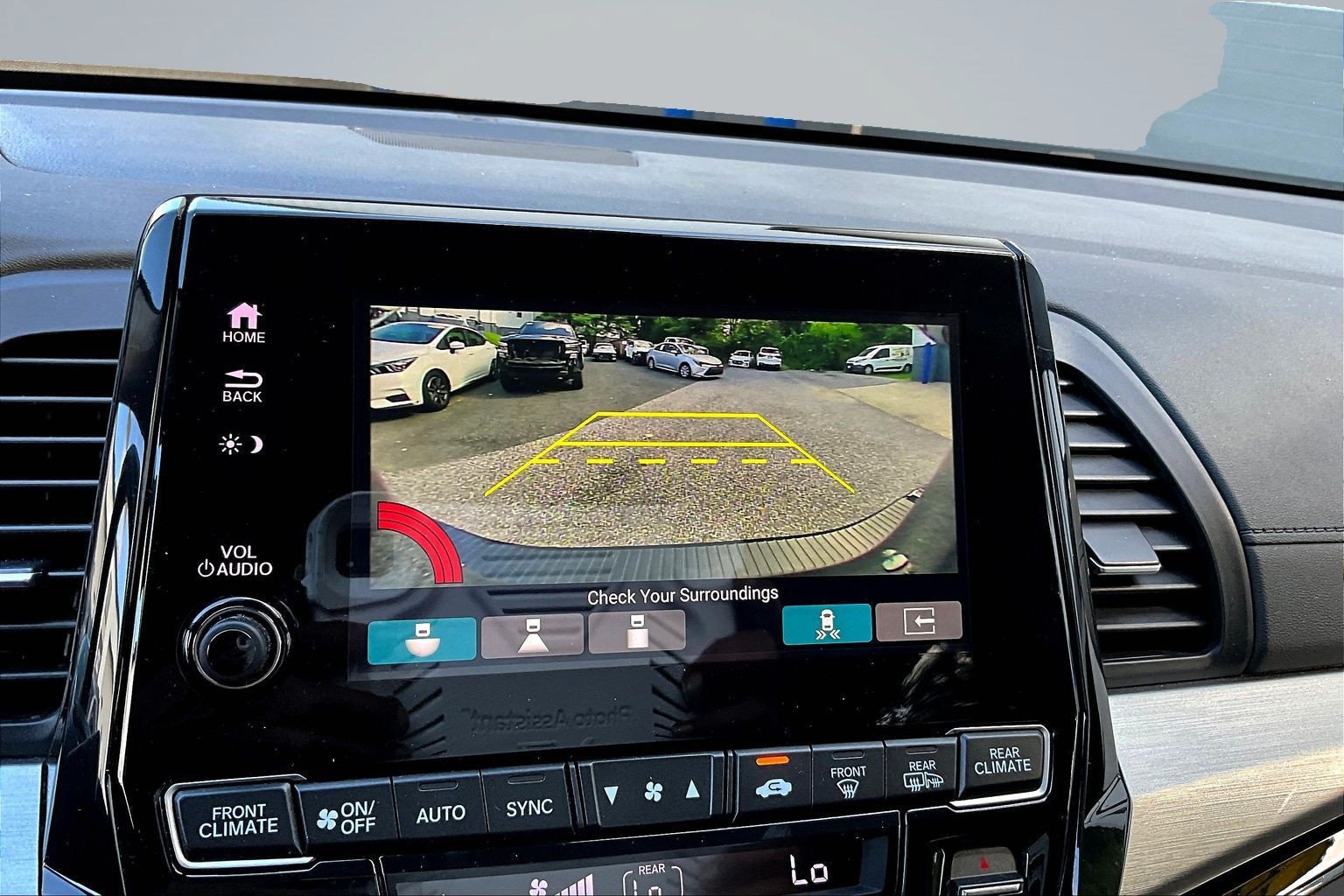 Used 2024 Honda Odyssey Touring image 10