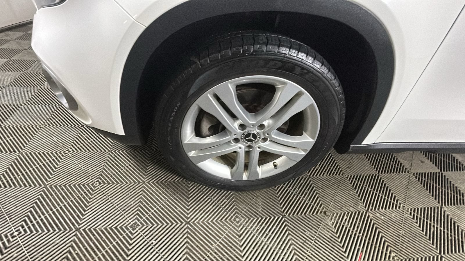 Used 2019 Mercedes-Benz GLA 250 4MATIC image 9