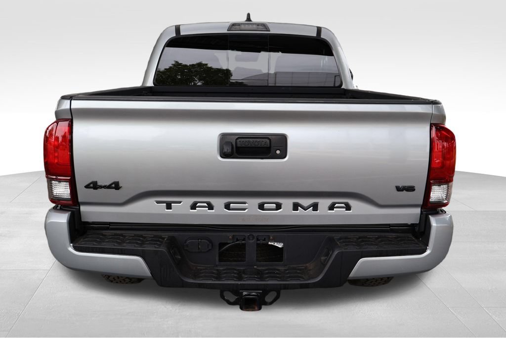Certified 2023 Toyota Tacoma SR5 w/ Technology Package AWD/4WD image 14