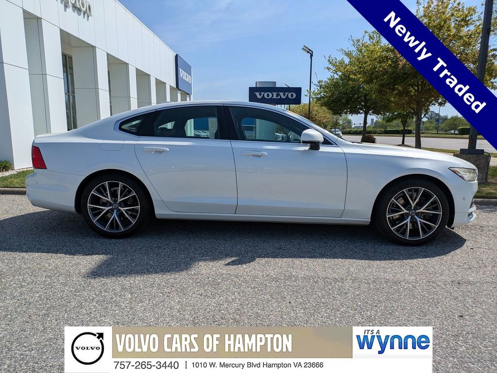 Used 2017 Volvo S90 T6 Momentum w/ Vision Package AWD/4WD image 3