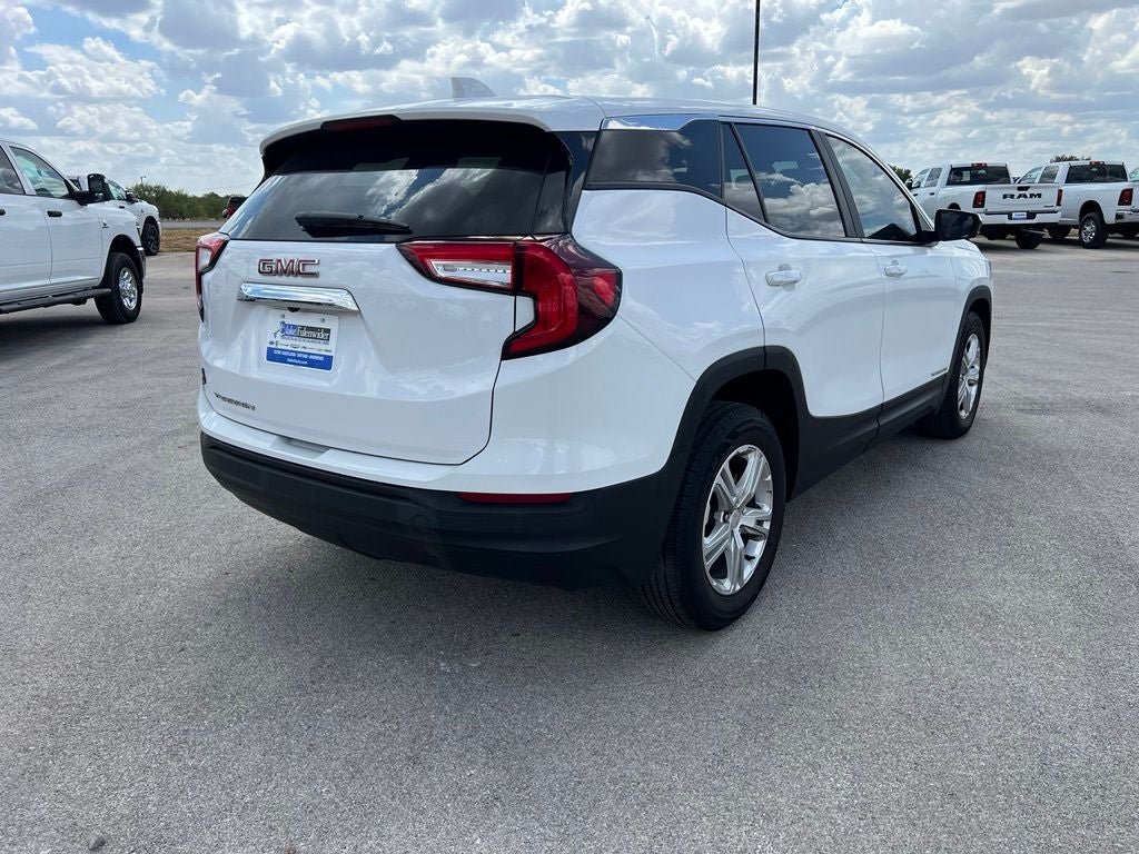 Used 2024 GMC Terrain SLE FWD image 6