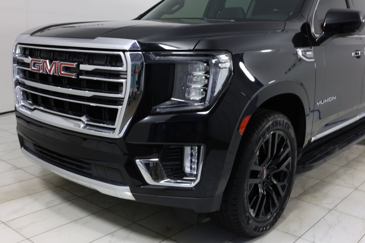 Used 2023 GMC Yukon XL SLT AWD/4WD image 51