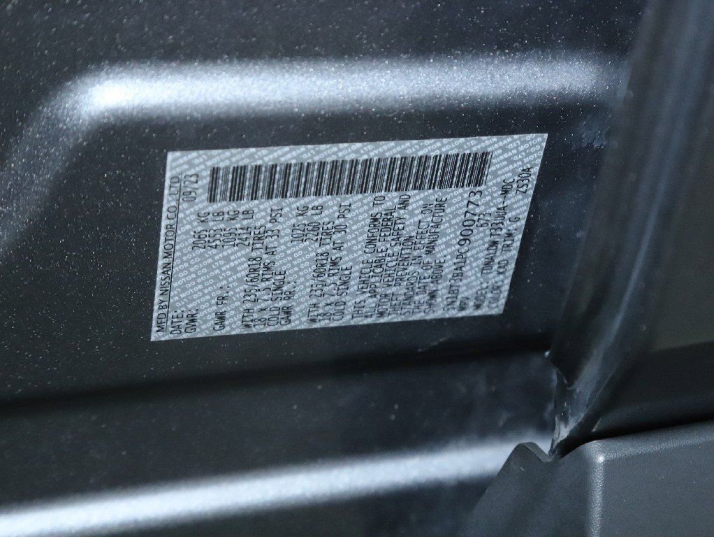 Used 2023 Nissan Rogue SV image 19