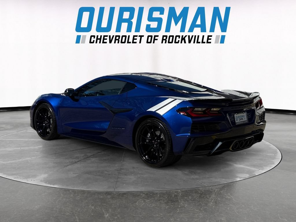 New 2027 Chevrolet Corvette Grand Sport w/ Z52 Sport Performance Package RWD image 4