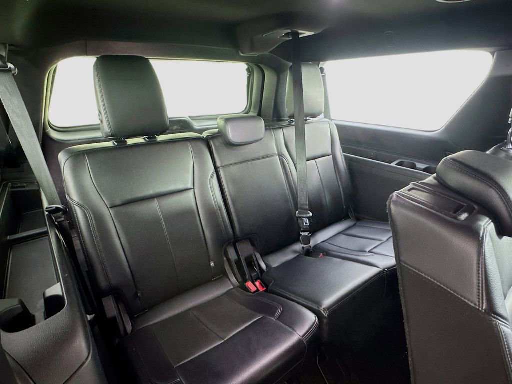 Used 2019 Ford Expedition Max XLT w/ Equipment Group 202A AWD/4WD image 33