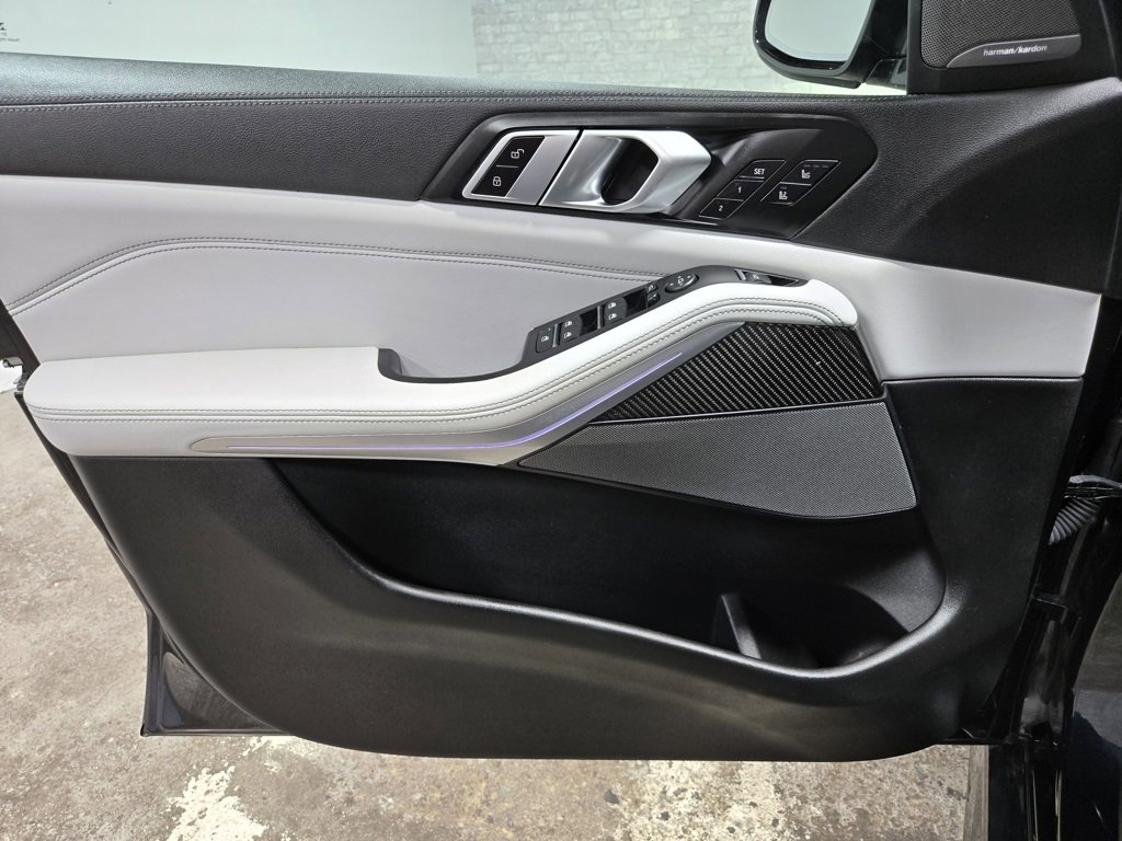 Used 2023 BMW X5 M50i w/ Executive Package image 7