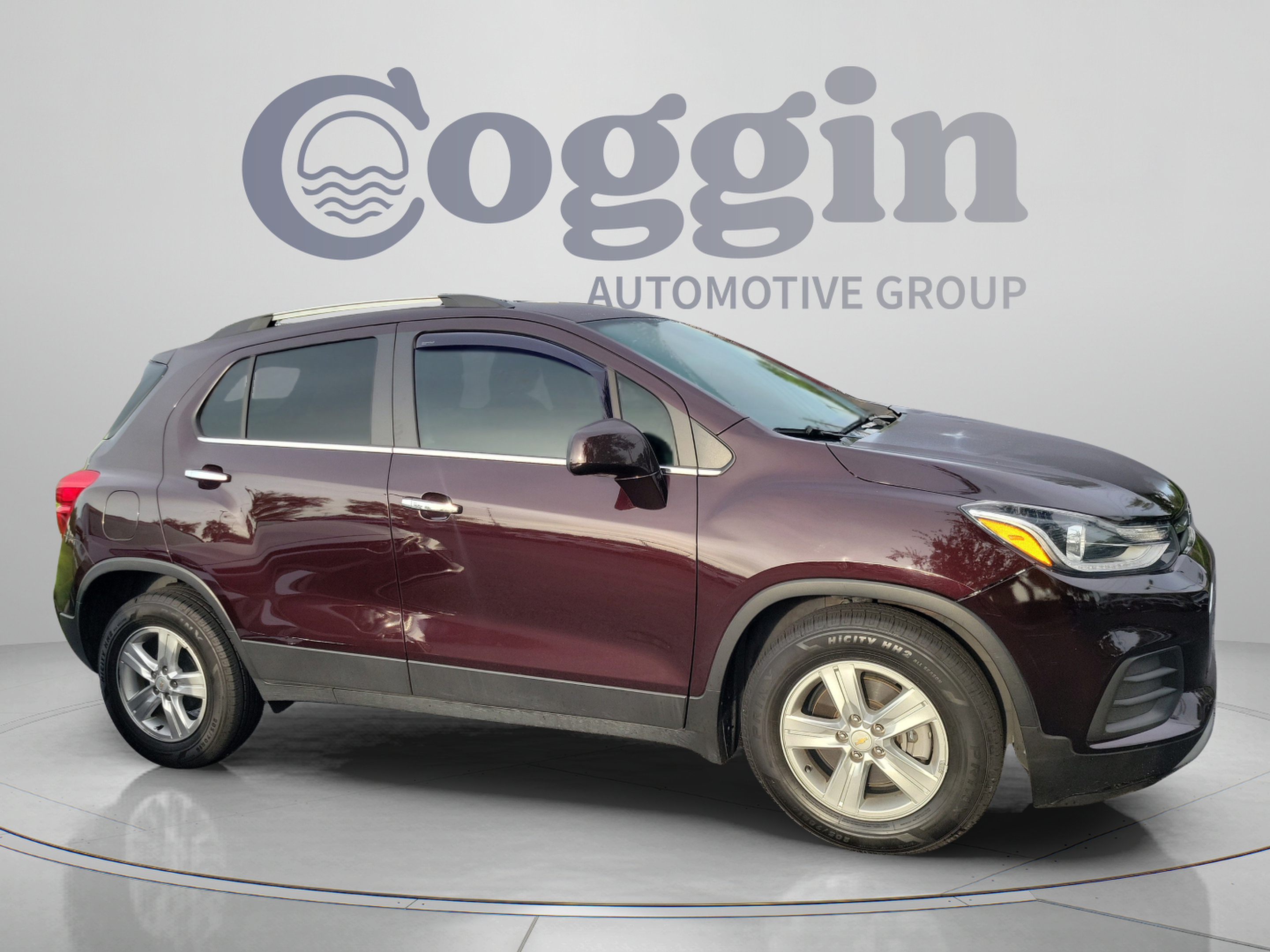 Used 2020 Chevrolet Trax LT w/ LT Convenience Package FWD image 5