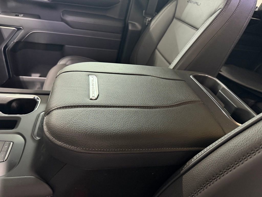 New 2026 GMC Sierra 2500 Denali w/ Denali Reserve Package image 23