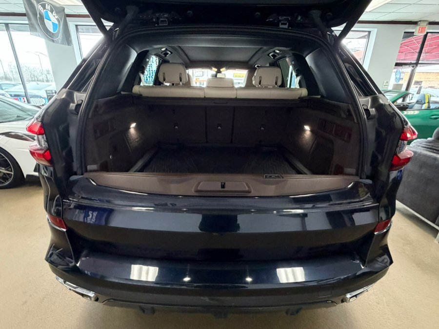 Used 2019 BMW X5 xDrive40i w/ M Sport Package AWD/4WD image 15