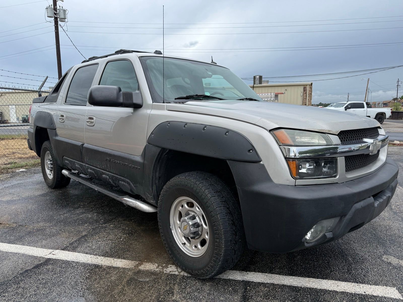 Used 2004 Chevrolet Avalanche 2500 w/ Preferred Equipment Group