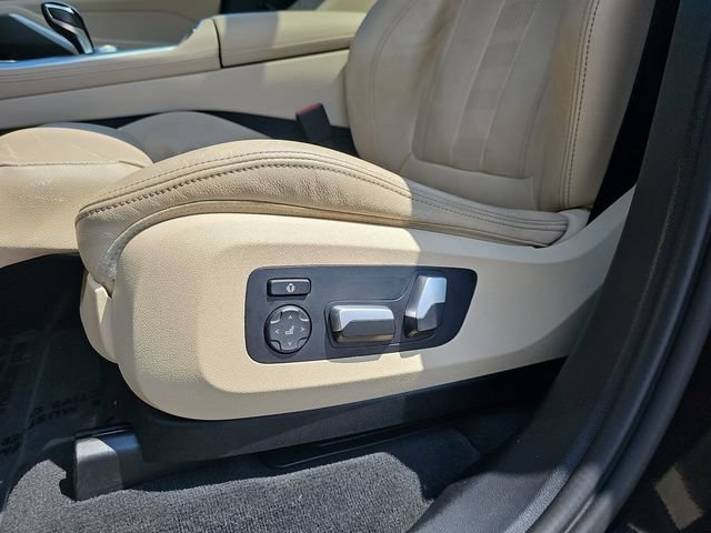 Used 2022 BMW X5 xDrive40i w/ Premium Package AWD/4WD image 26