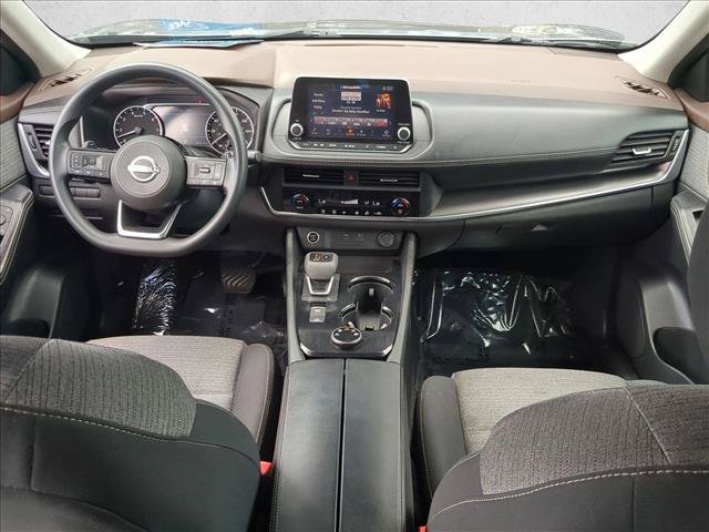 Used 2023 Nissan Rogue SV AWD/4WD image 16