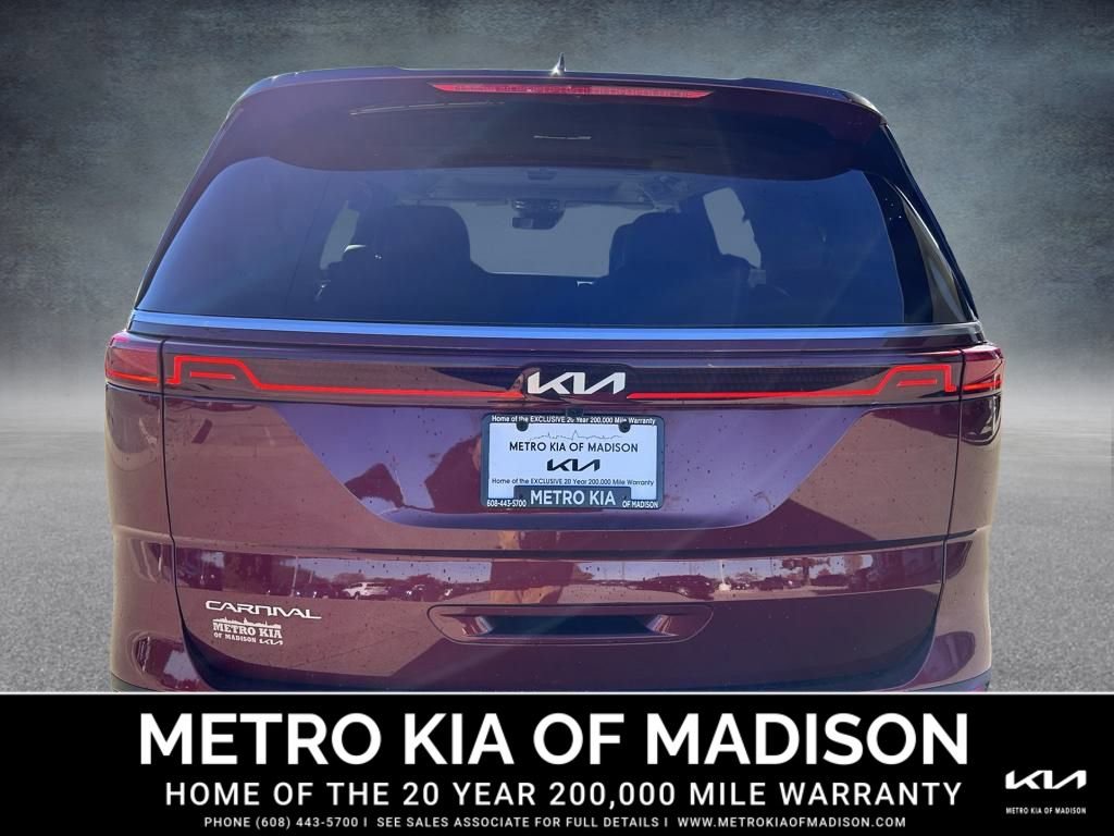 Used 2023 Kia Carnival SX Prestige image 7