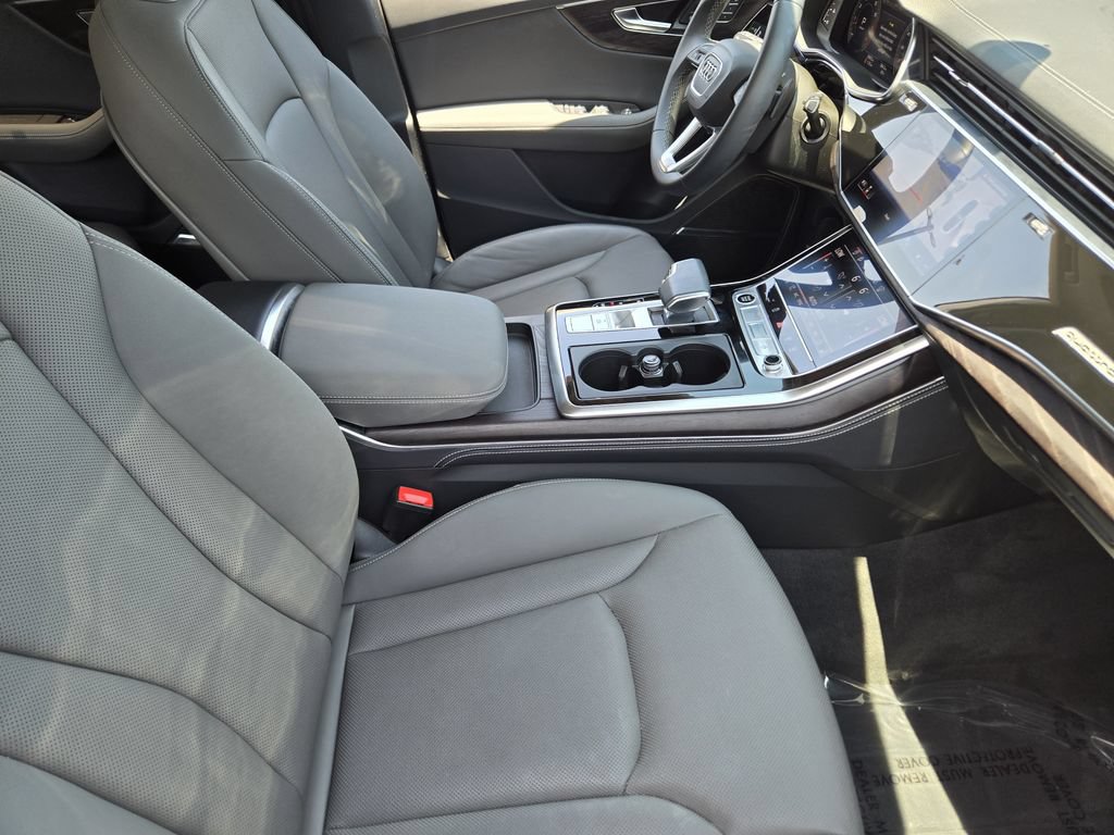 Certified 2023 Audi Q8 Prestige AWD/4WD image 18