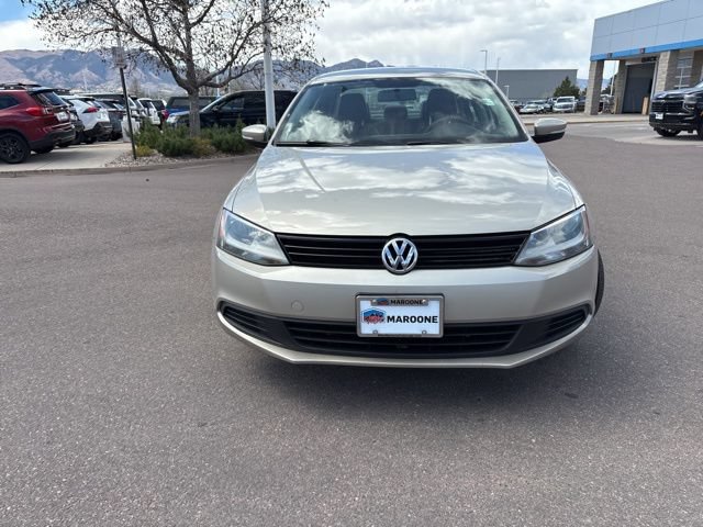 Used 2014 Volkswagen Jetta SE FWD image 2