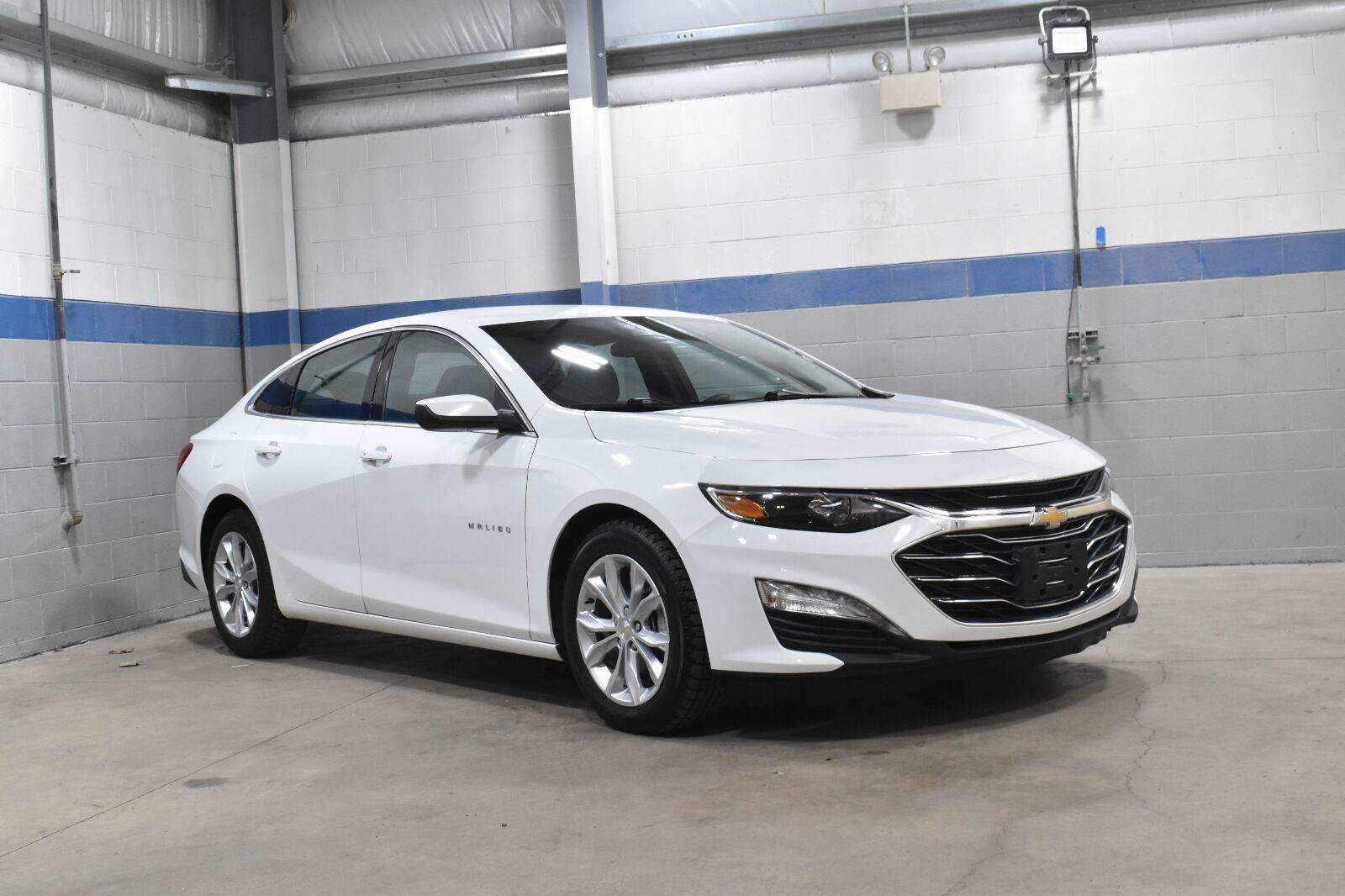 Used 2024 Chevrolet Malibu LT FWD image 28