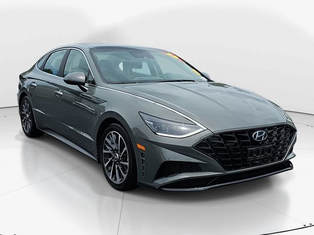Used 2022 Hyundai Sonata Limited FWD image 1