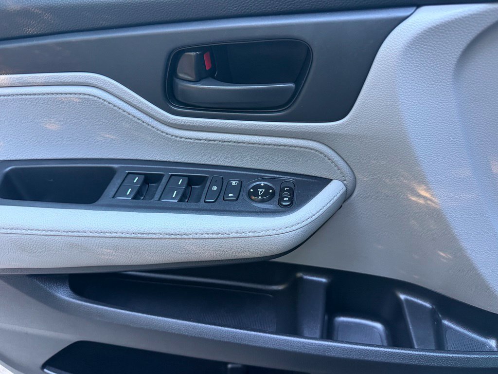 Used 2019 Honda Odyssey EX-L image 14