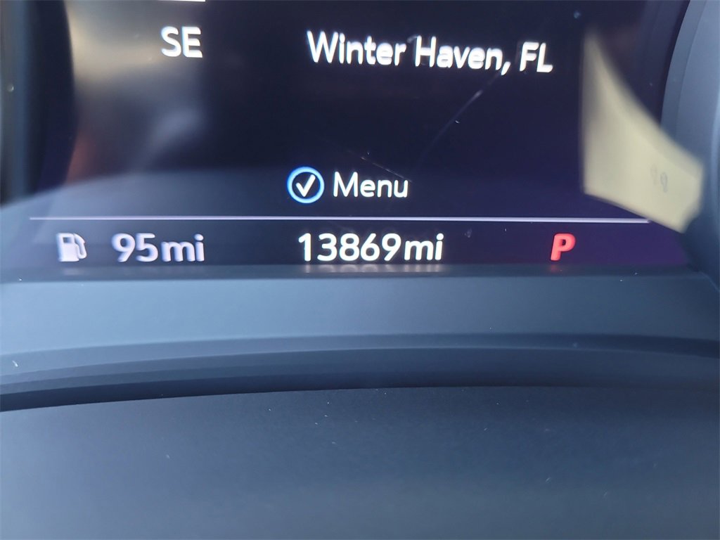 Used 2024 Cadillac XT6 Premium Luxury w/ Technology Package image 32