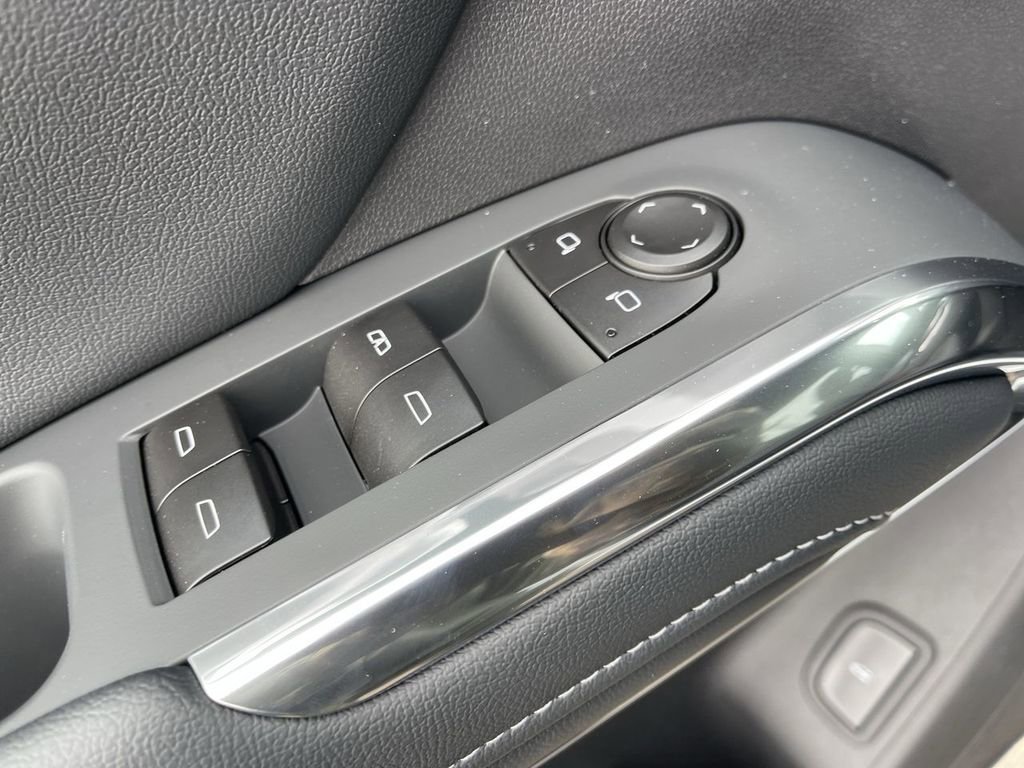 New 2026 Chevrolet Traverse LT w/ LPO, Floor Liner Package image 13