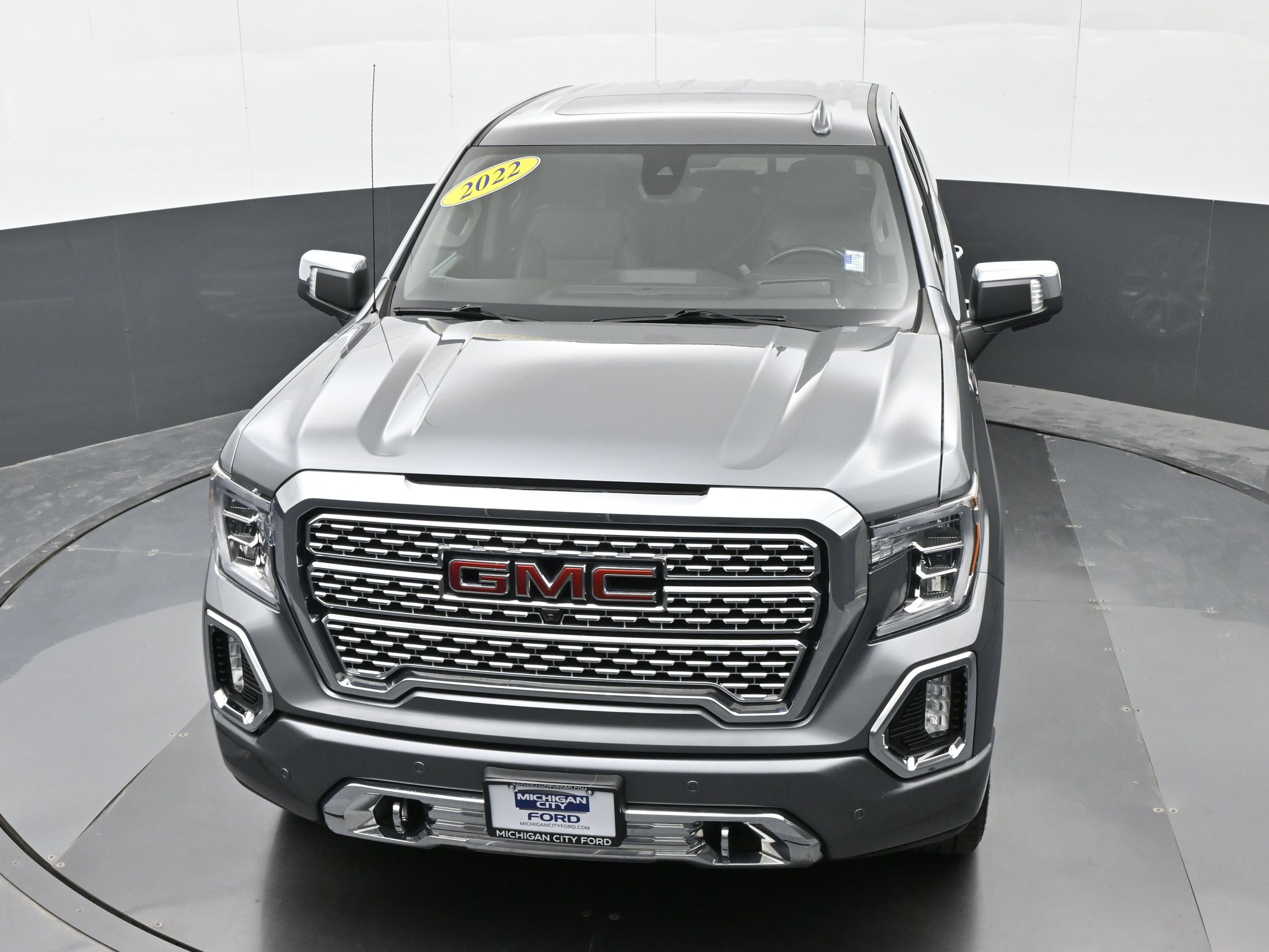 Used 2022 GMC Sierra 1500 Denali w/ Denali Premium Package AWD/4WD image 32
